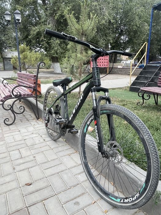 Продам велик взрослый в идалном состаяние