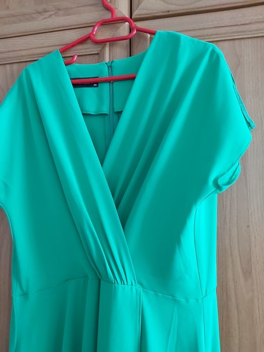 Rochie elegantă culoare verde sezon vară.Mărimea 46.