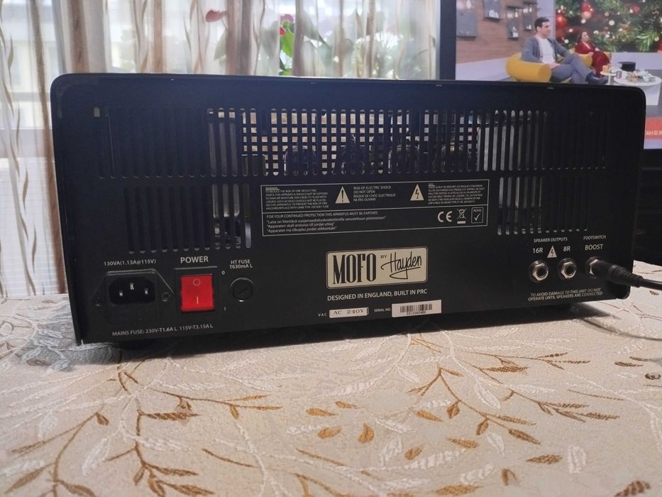 китарен -30 вата пълна лампаусилватела е дъщерна фирма