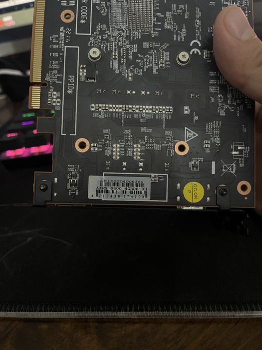 Видеокарта AMD RX6400 4GB