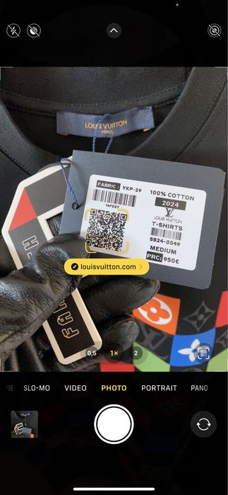 Tricou Louis Vuitton Multi-Logo Print • Calitate TOP • Cod QR