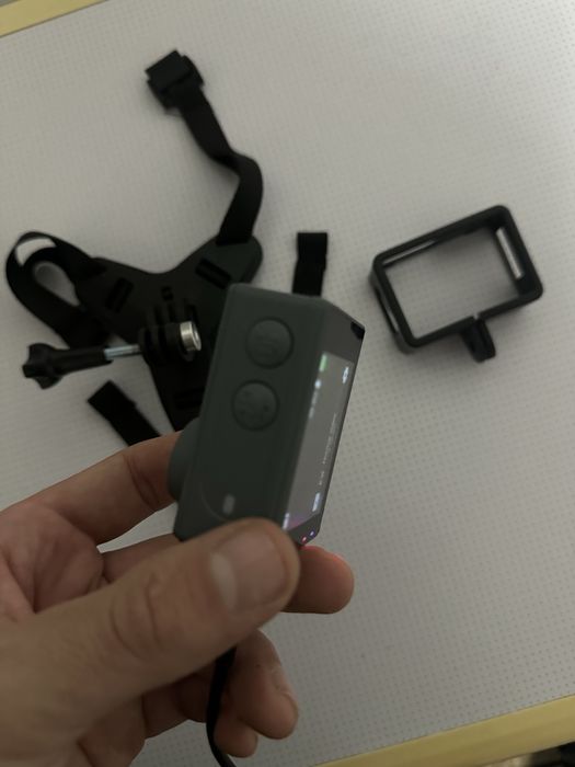 Camera de actiune tip GoPro