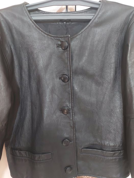 Женская кожаная куртка