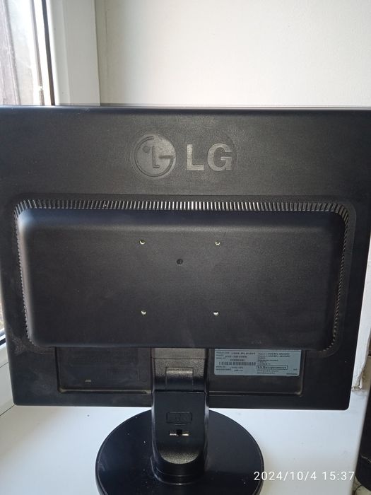 Монитор б/у на запчасти