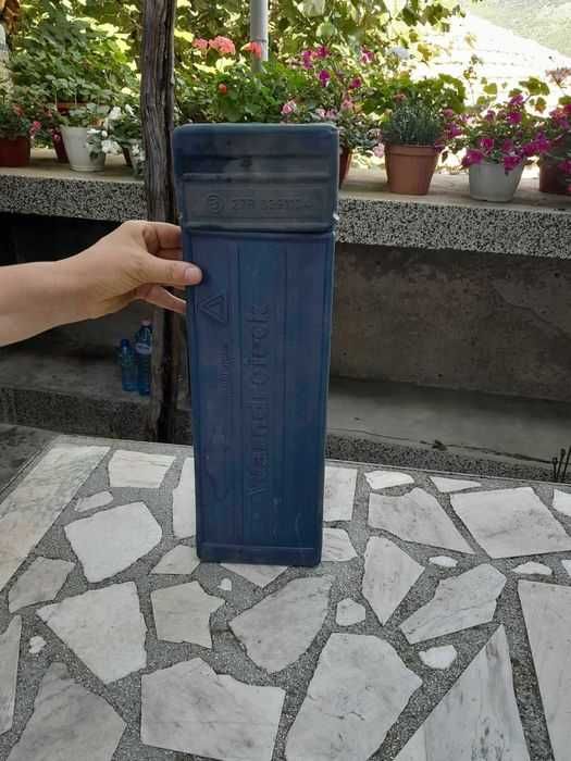 Бидони 60л.,25л.,реотани,макара и триъгълник при авария