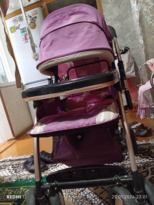 Детская коляска в хорошем состоянии.