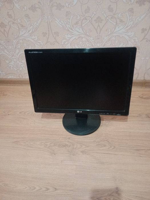 Монитор Samsun LG