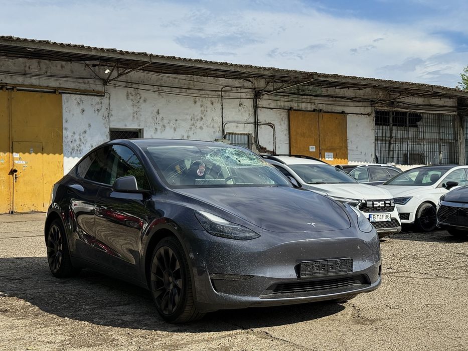 Tesla Model Y 2022 Avariat| Electric | 67.641km