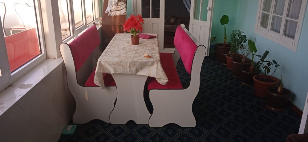 Stol stul sotiladi optom vadonaga