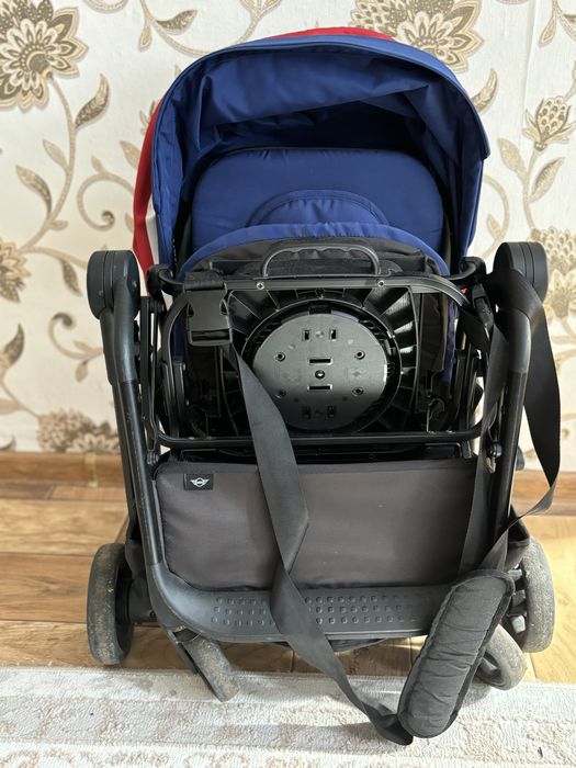 Коляска Easywalker mini turn