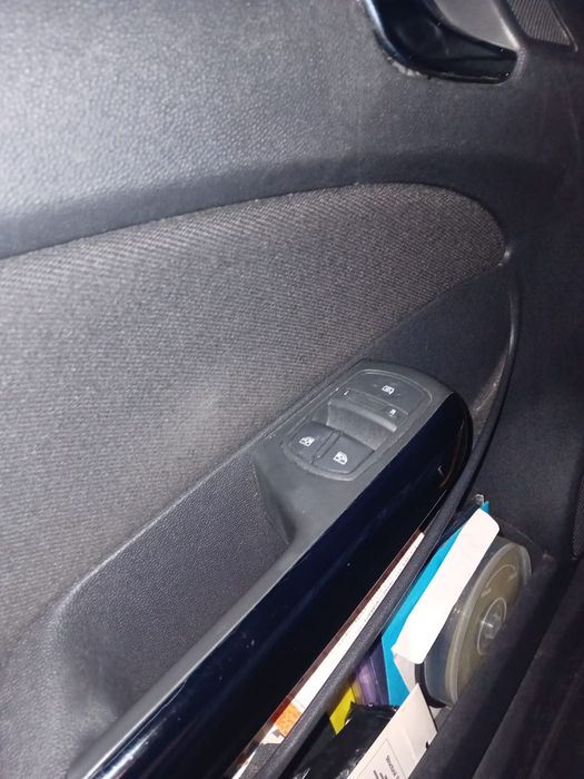 Proprietar_Opel Corsa 2013 • 1.0 Benzină + GPL