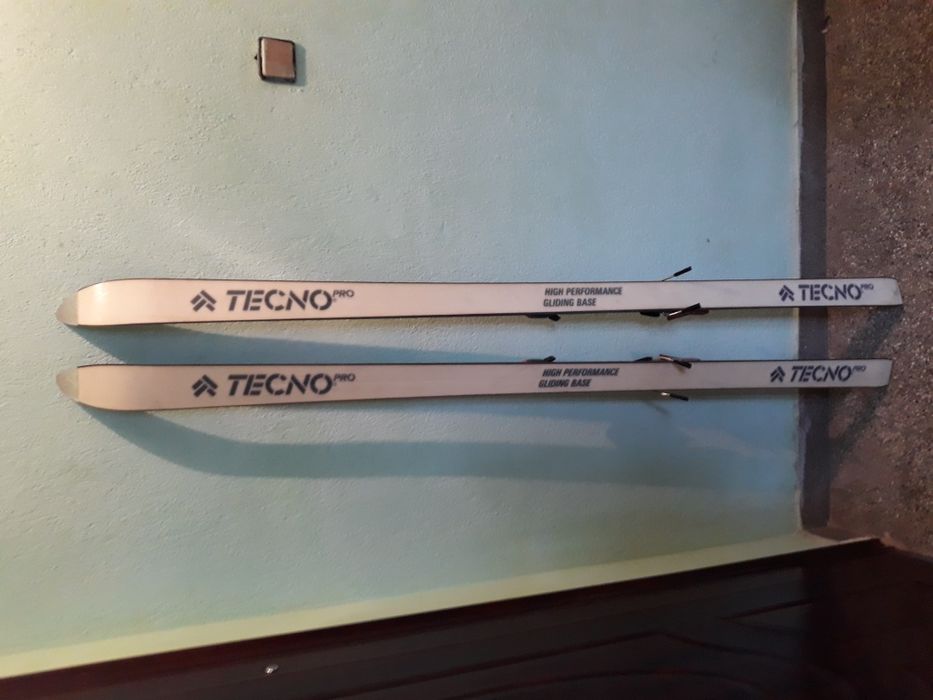 Зимни ски 180см, в добро състояние