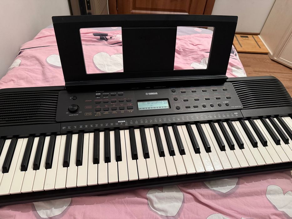 Yamaha синтезатор