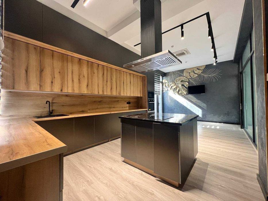 Отдельностоящее здание 580м2, ориентир Grand Mir Hotel