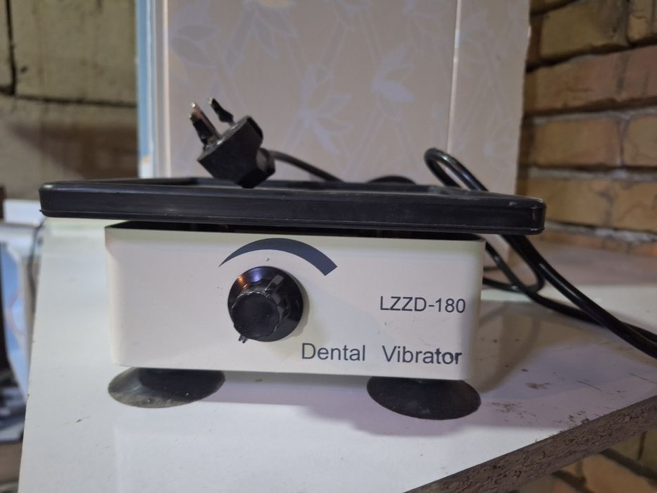 Вибратор стоматолог