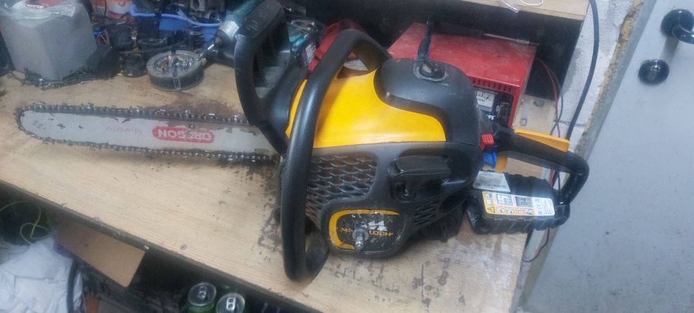 Vând drujba McCulloch CS 50 S,