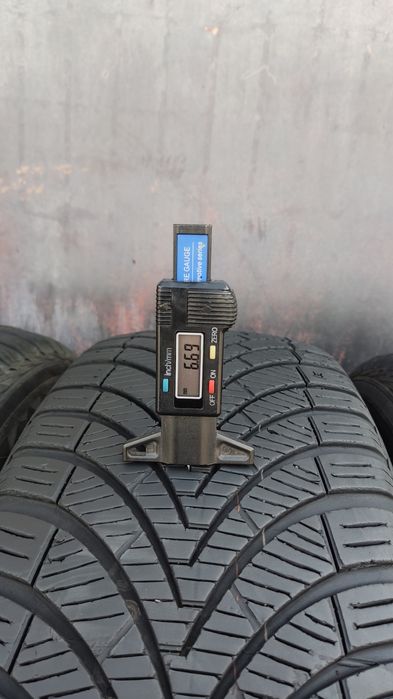 4бр. всесезонни гуми 225/65/17 Kumho Solus
dot4523