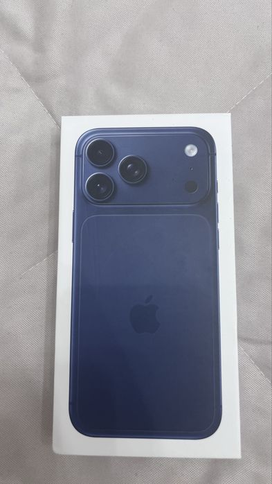 Продам Айфон 17 Pro Max