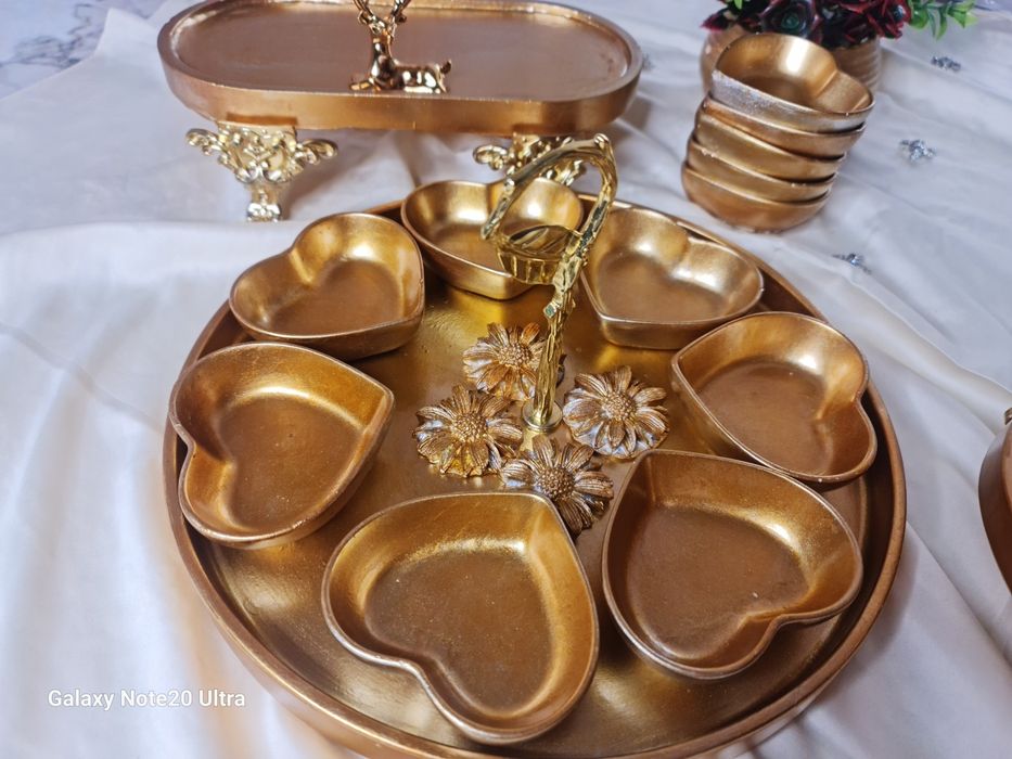 Sovg‘a uchun bejirim qo'l mehnati bilan bo'lgan idishla