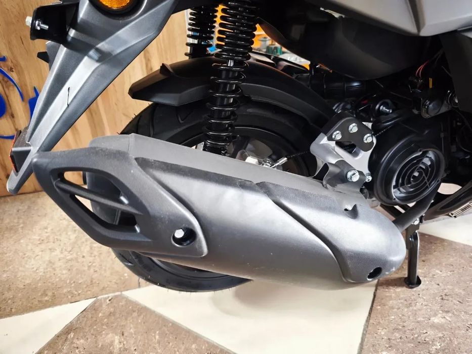 Скутер Hammer Maxi 200 см3