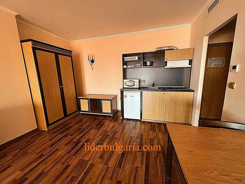 Продава се Двустаен апартамент в к.к. Елените - 94 кв.м за 757 €/кв.м - Снимка #4