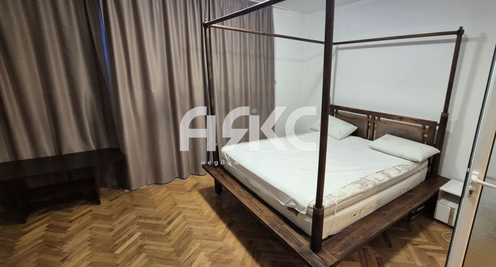 Тристаен обзаведен апартамент под наем в кв. Лозенец до МЕТРОСТАНЦИЯ