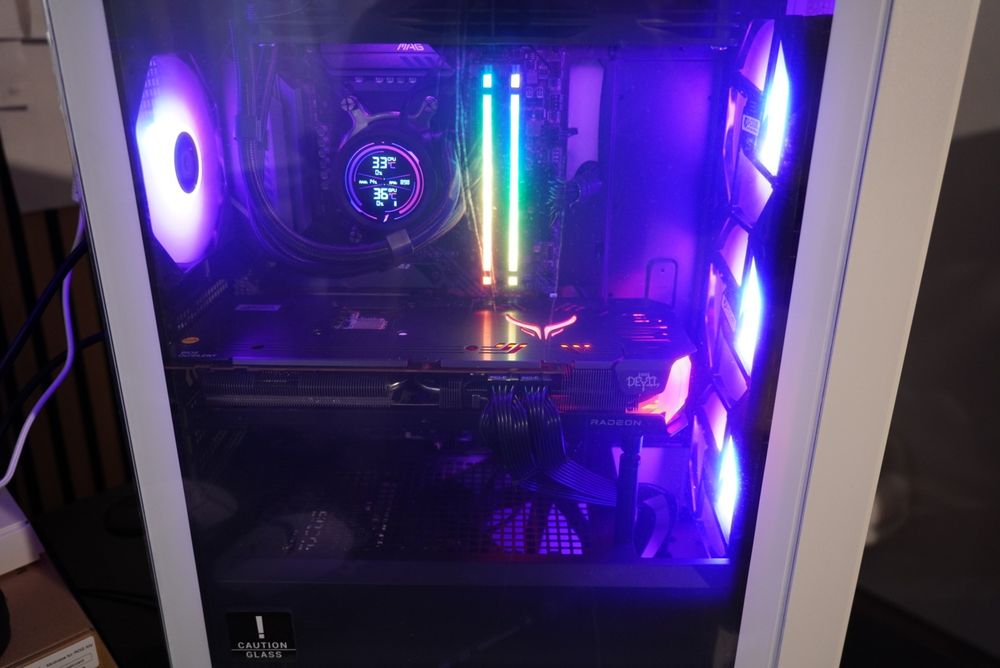 Sistem Ryzen 7 5700x + 6700xt Red Devil