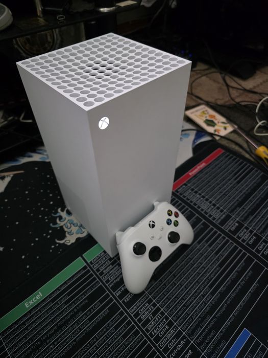 Продам Xbox series  X