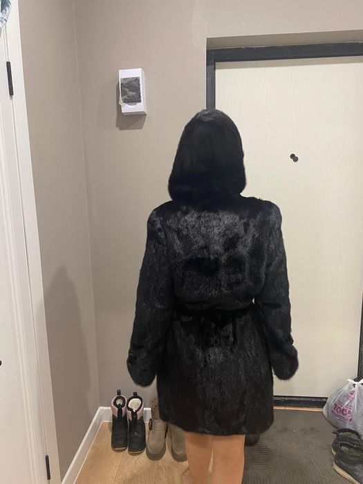 Продам норковую шубу!