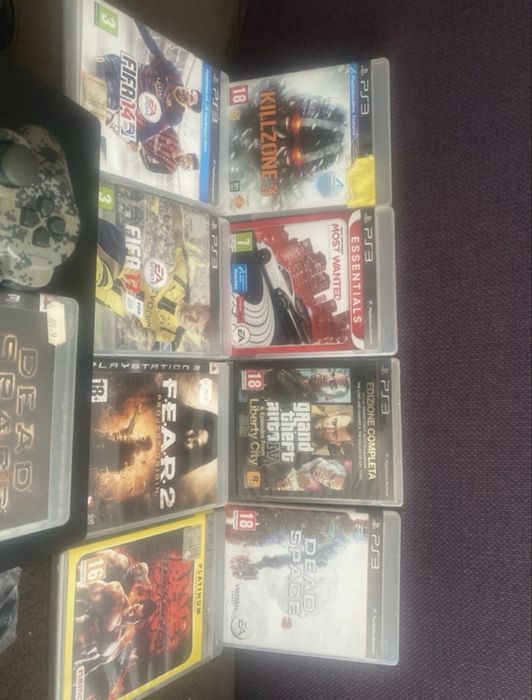 Vand schimb ps3 9 jocuri