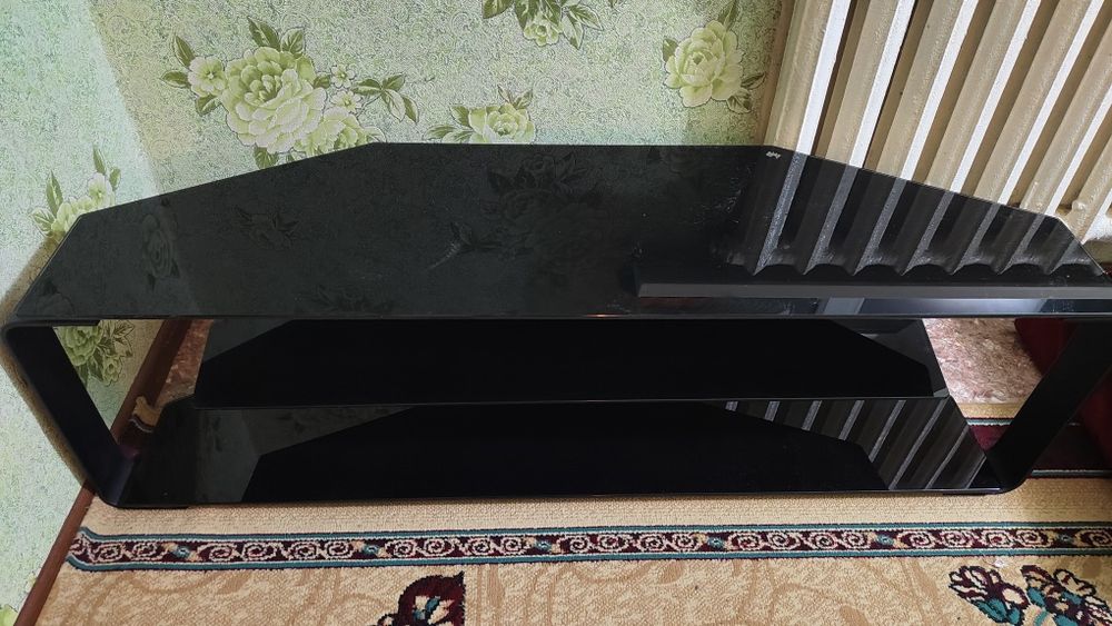 Подставка для телевизора