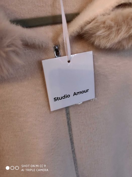 Кашмирена розова жилетка нова