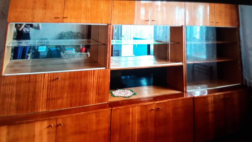 Стенка продаётся