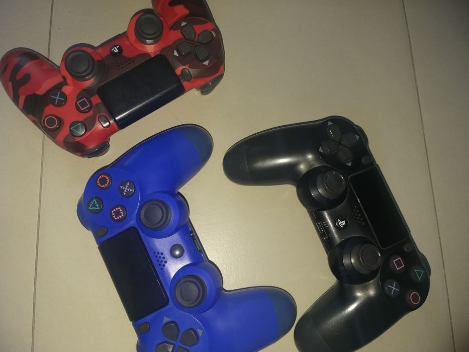 PS4  Джойстик  Sony  3 бр.