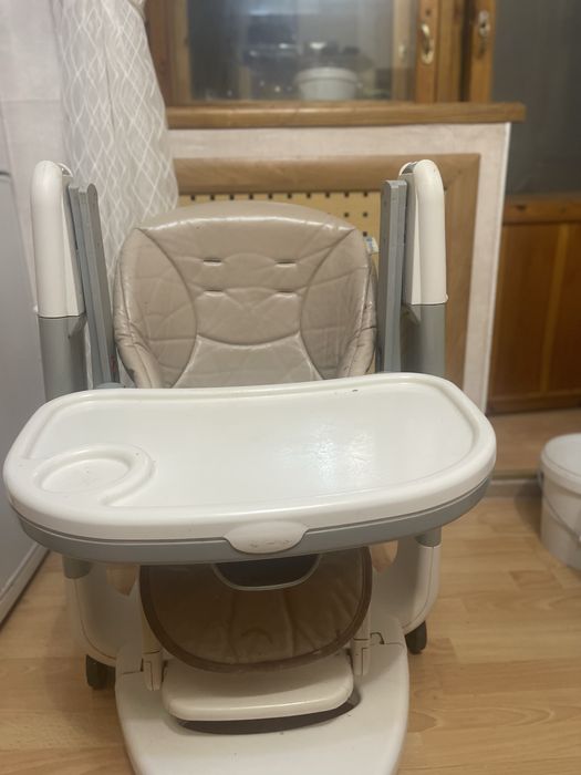 Стульчик для кормления peg perego