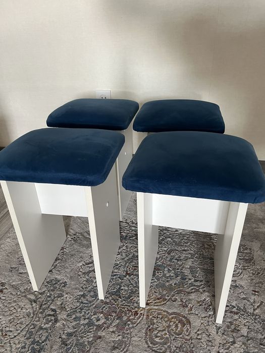 Продам табуретки мягкие