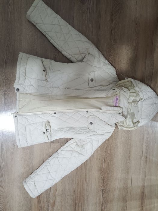 Продам куртку на весну