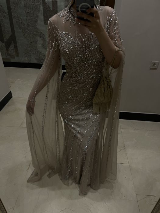 Роскошное красивое платье