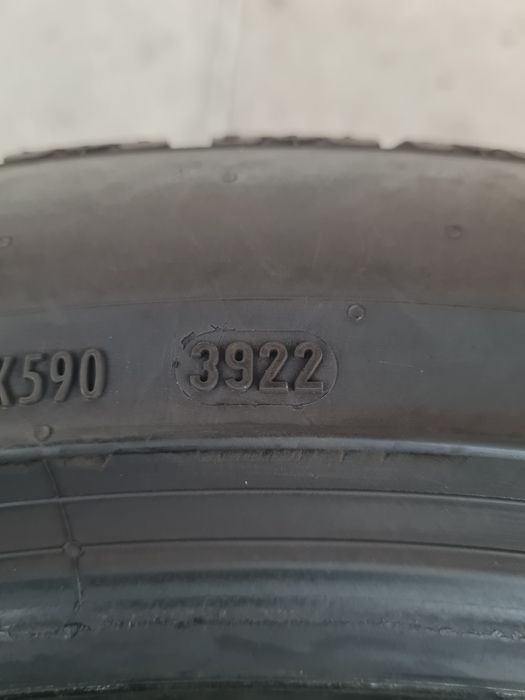 Зимни гуми 2 броя PIRELLI Pzero 285 40 R20 дот 3922