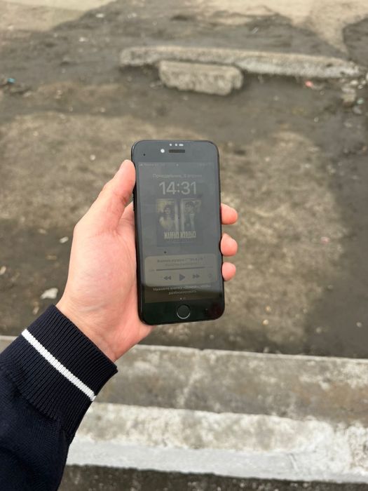 Iphone se 2020 (64gb) 73%