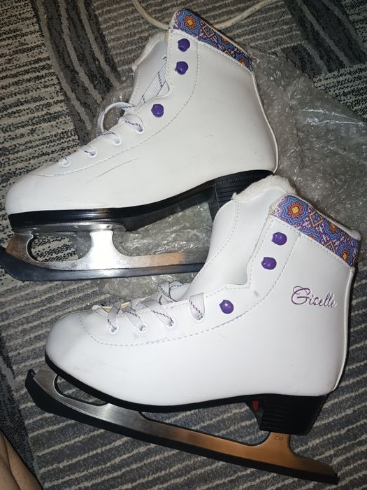 Фигурные коньки Giselle 35 размер