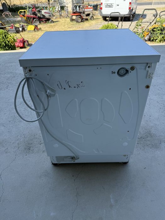 Пералня Миеле W820