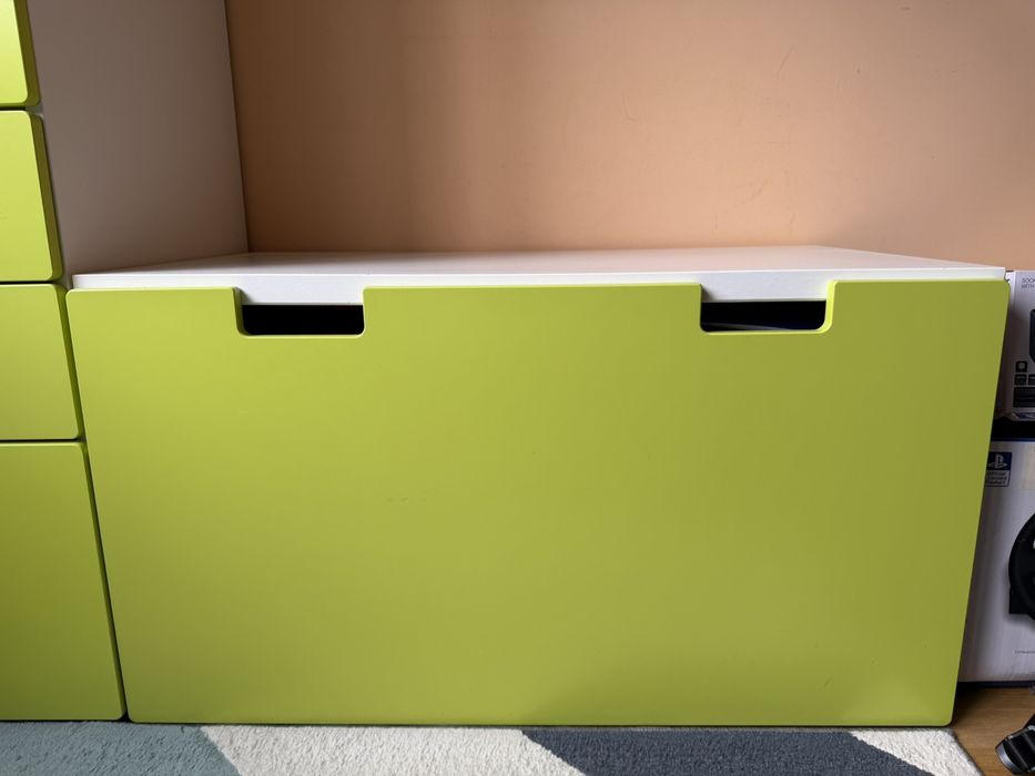 Пейка с кутия/контейнер за играчки IKEA Stuva, за детска стая