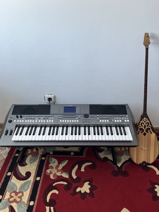 Продам синтезатор ямаха s670