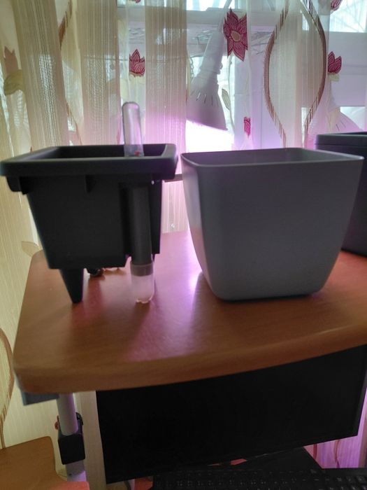 Продаю горшки с автополивом