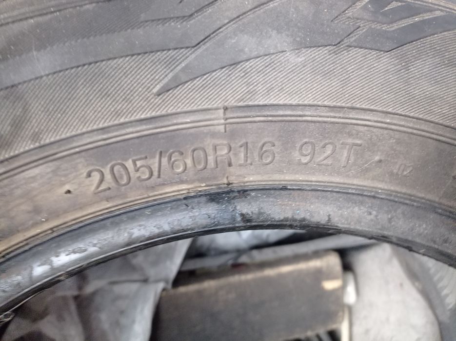Шины на 16. Продам