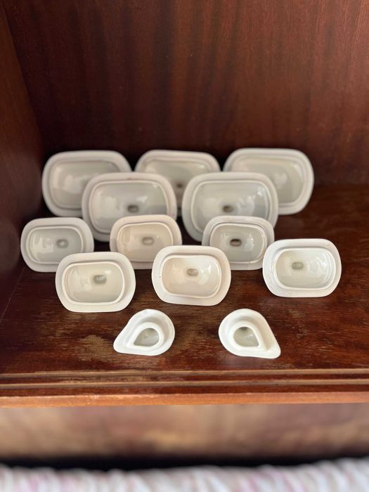 Български порцеланов сервиз за подправки 15+4