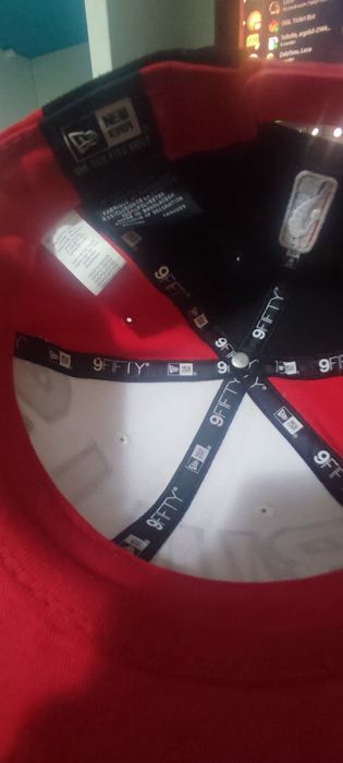 Vând șapcă New Era logo Chicago