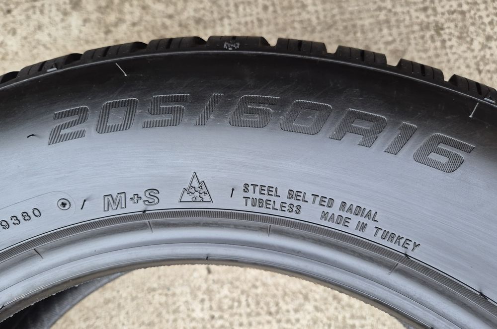 Set 2buc 205/60 R16 96H XL Falken EuroWinter HS02 M+S iarnă