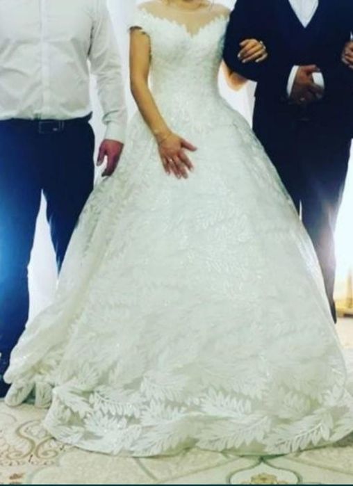 Продается свадебное платье